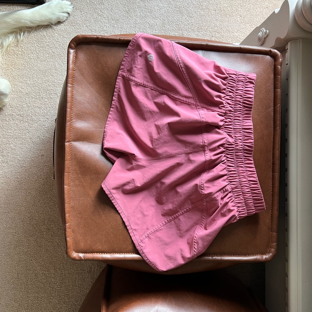 Lululemon Tracker Low-Rise Lined Short 4”